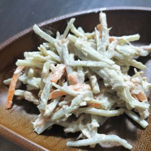 akkoの作ってみた!投稿(激うま!ごぼうとにんじんの濃厚ツナマヨサラダ)