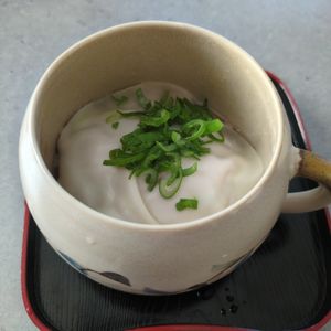 yossyの作ってみた!投稿(ワンパン10分！肉汁がやばい「包まない小籠包」)
