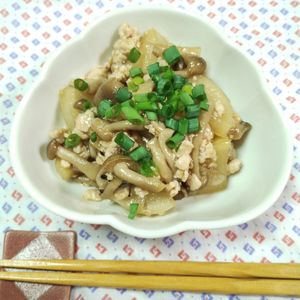 M＊Pの作ってみた!投稿(【大根としめじのそぼろ煮】さっと作れる簡単煮物！)