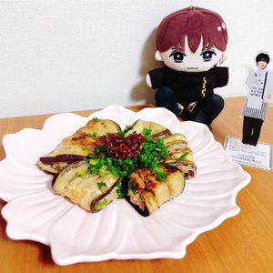 えりかの作ってみた!投稿(【とろ旨ナス餃子】ひと口目で旨み爆発…！)