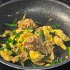 【豚ニラたま炒め】忙しい日の味方!フライパンで10分おかず♪の工程4