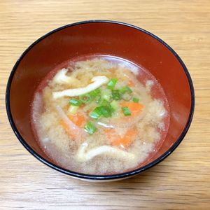 Nao★彡の作ってみた!投稿(【大根とにんじんと油揚げのお味噌汁】シンプルでおいしい！)