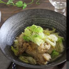 塩もみ白菜と手羽元のスープ
