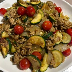 1351893の作ってみた!投稿(すぐできる♪豚こまと夏野菜の塩麹カレー炒め)
