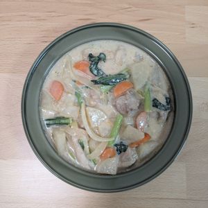 ゆいの作ってみた!投稿(【鶏肉と大根の和風シチュー】出汁と食材の旨みが溢れ出す！)