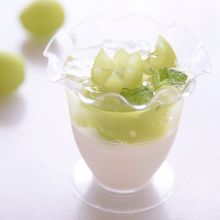 シャインマスカットの杏仁豆腐＊