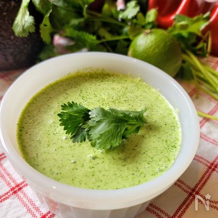 メキシカンがグッと美味しくなっちゃう パクチードレッシング By Ewayuri エバユリ レシピサイト Nadia ナディア プロの料理家のおいしいレシピ