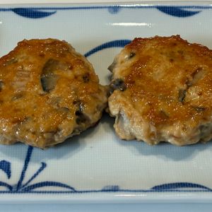 とーるじーじの作ってみた!投稿(シャキシャキれんこん入り照り焼きつくね)