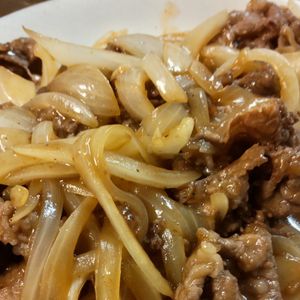 マルグリートの作ってみた!投稿(【新玉ねぎの牛すき照り炒め】ご飯が進む！新玉ねぎが美味しい♪)