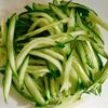 切って和えるだけ【きゅうりとぽん酢のさっぱり冷奴】の工程1