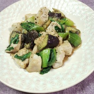 M＊Pの作ってみた!投稿(【鶏むねと茄子と青梗菜のオイスター炒め】鶏むね1枚で簡単中華)