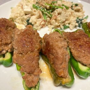 すみれの作ってみた!投稿(【ピーマンの肉詰めの甘辛照り焼き】裏ワザで絶対失敗なし!)
