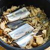 魚の臭みなし！【さんまときのこの炊き込みご飯】にんにく香るの工程3
