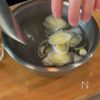家中の米が無くなる程美味すぎる【豚バラ白菜のネギ塩餡掛け丼】の工程1