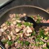 10分で完成！【椎茸ピーマンそぼろ丼】の工程3