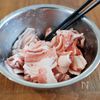 『豚肉とピーマンの生姜焼き』薄切り肉でお手軽♬お弁当にも☆の工程1