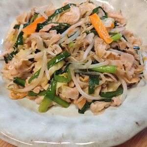 なべ円の作ってみた!投稿(【スタミナ豚ニラもやし】ご飯が進む!10分スピードおかず♬)