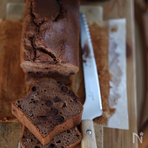 順に混ぜるだけ！寒い季節に！【米粉チョコバナナブレッド】