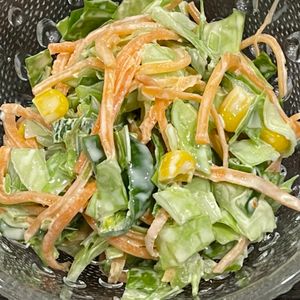 とーるじーじの作ってみた!投稿(我が家の抱えて食べたいコールスローサラダ♡)