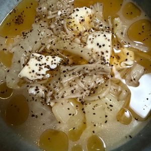 ゆっこの作ってみた!投稿(【12kgやせた管理栄養士考案】えのきと白菜の痩せスープ)