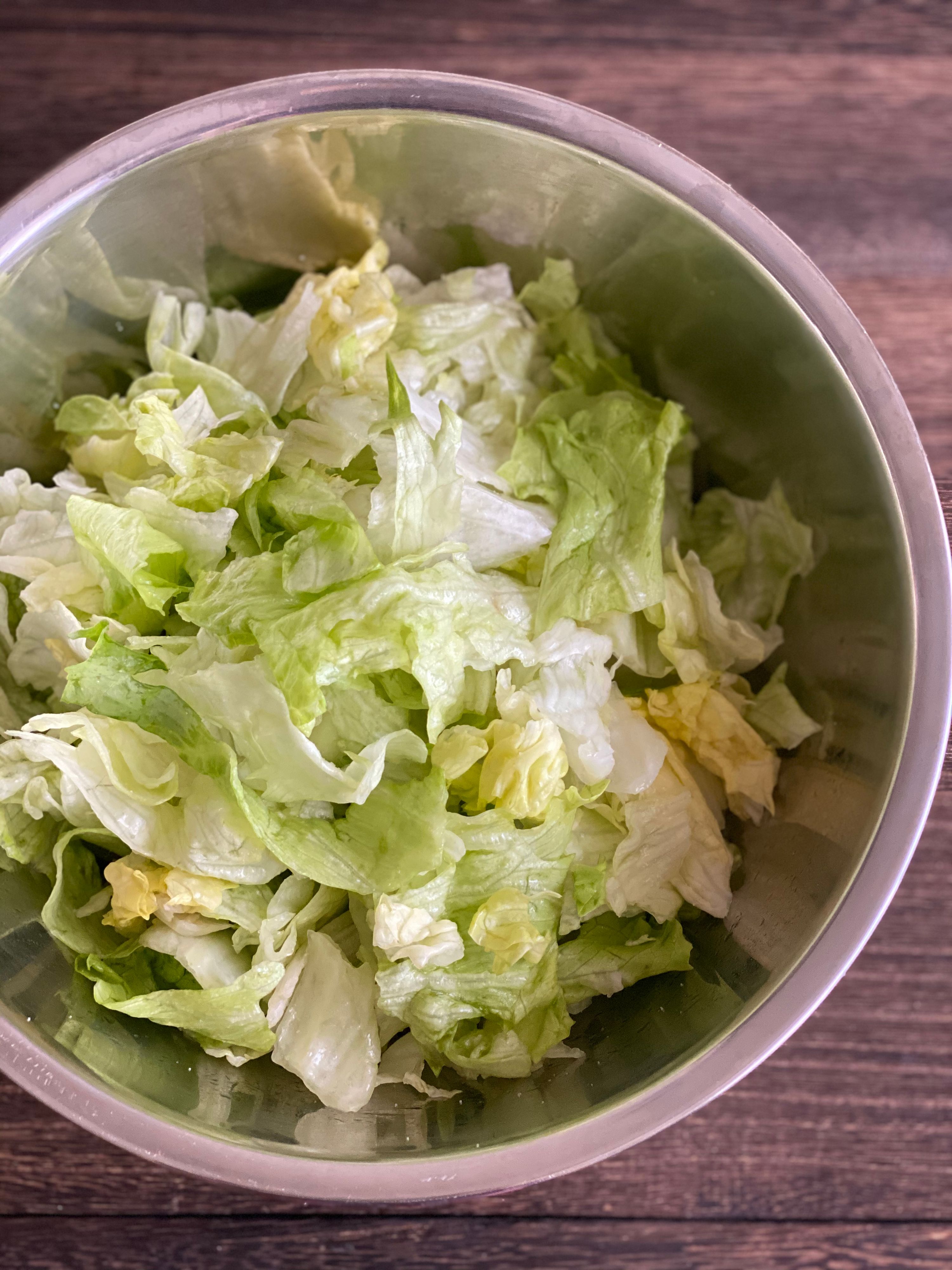 簡単副菜 レタスとカニカマのうま塩サラダ レシピサイト Nadia ナディア プロの料理家のおいしいレシピ