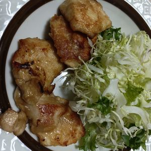 ハシガミダイコウの作ってみた!投稿(焼くだけ簡単！【鶏むね肉のガーリック醤油】しっとりコクうま♡)