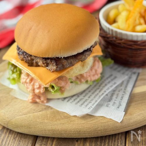 休日ランチは！簡単エッグチーズバーガー