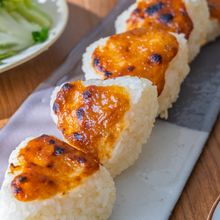 【保存版】お家で居酒屋の味！柚子胡椒味が香る♪味噌おにぎり
