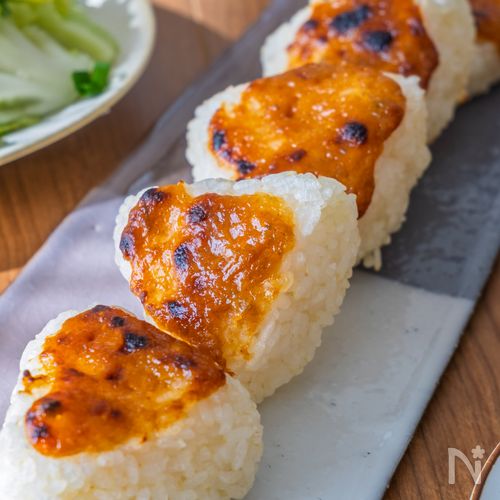 【保存版】お家で居酒屋の味!柚子胡椒味が香る♪味噌おにぎり