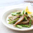 豚トロとアスパラの塩炒め