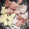 【鶏もも肉とブロッコリーの無限ペペロン】の工程1