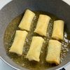 ふわサク!ソースいらず【エビとはんぺんのカレーミニ春巻き】の工程5
