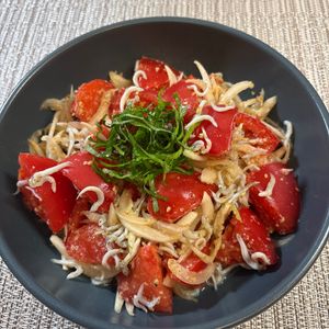楽ラク手抜キッチン🐶🐾の作ってみた!投稿(【トマトと玉ねぎの和風マリネ】さっぱり美味しい♪)