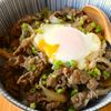 卵もワンパン！【黄金比☆旨つゆ牛丼】10分で完成♩