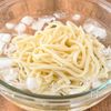 混ぜるだけ◎ピリ辛やみつき【明太ビビンうどん】の工程1