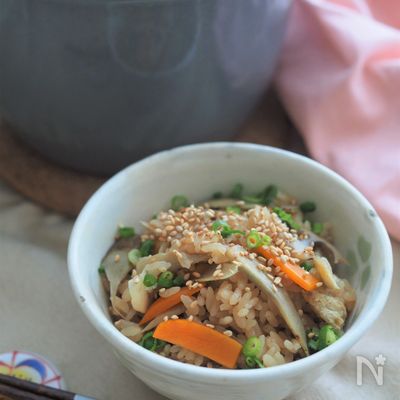 根菜たっぷり炊き込みごはん