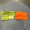 簡単バッター液で！《野菜の肉巻きフライ》の工程1