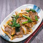 牛肉のほうれん草のピリ辛炒め