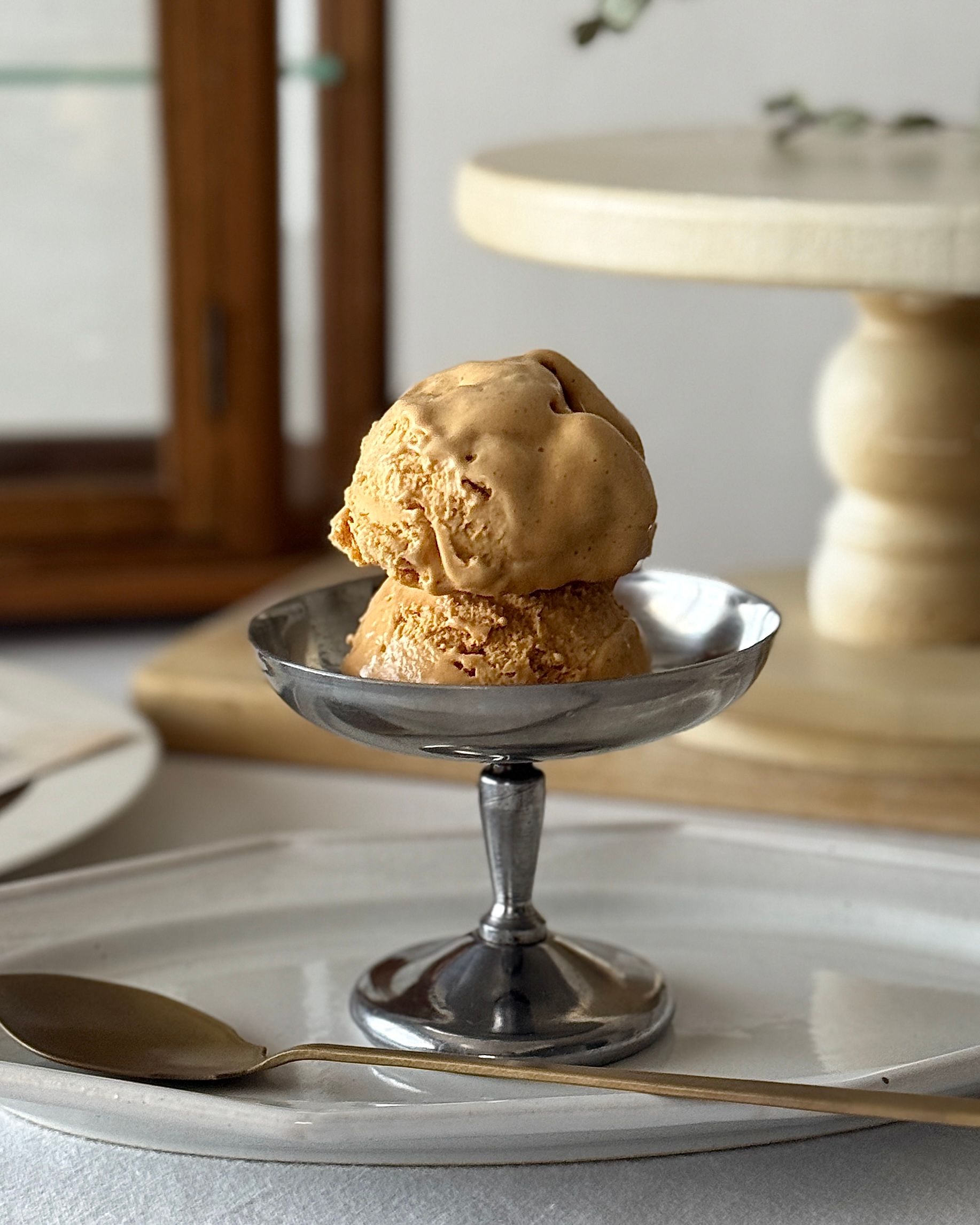 材料4つ【超濃厚キャラメルアイス】鍋は不要！作業時間15分！ | レシピ