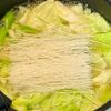 【肉だんごとキャベツの春雨スープ】ふわふわ肉だんごが絶品♪の工程4