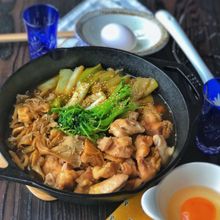 LODGEスキレットで＊舞茸と長ねぎの鶏すき鍋＊
