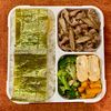 ブルベリの作ってみた!投稿(ごぼうの風味が食欲そそる♪豚こまで作るしぐれ煮風のっけ弁当)