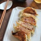 そのままで美味しい！我が家の定番餃子【冷凍可・５０個分】