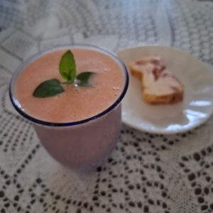 フェビアンの作ってみた!投稿(【簡単おやつ】いちごとオレンジの甘酒スムージー)