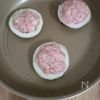 夫が絶賛！！【新玉ねぎの肉詰め】すき焼きのたれでパパッと♪の工程3