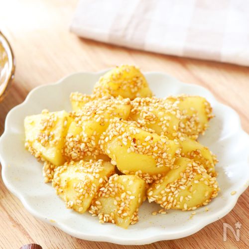 レンジで時短!【新じゃがのごま味噌バター炒め】お弁当にも◎