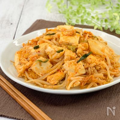 ＊お肉ナシでこの食べ応えっ＊もやしとキムチの味噌チャンプルー