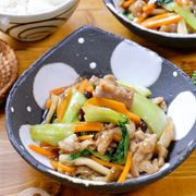 ご飯がすすむ中華おかず☆『豚こま肉と青梗菜の中華炒め』