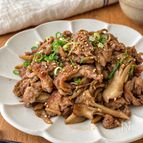 豚こまと舞茸の甘辛しぐれ煮【作り置きにも◎】