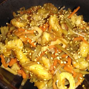lalilulelonの作ってみた!投稿(カリカリ鶏皮がうますぎる🤭✨節約鶏皮きんぴらごぼう🤩)